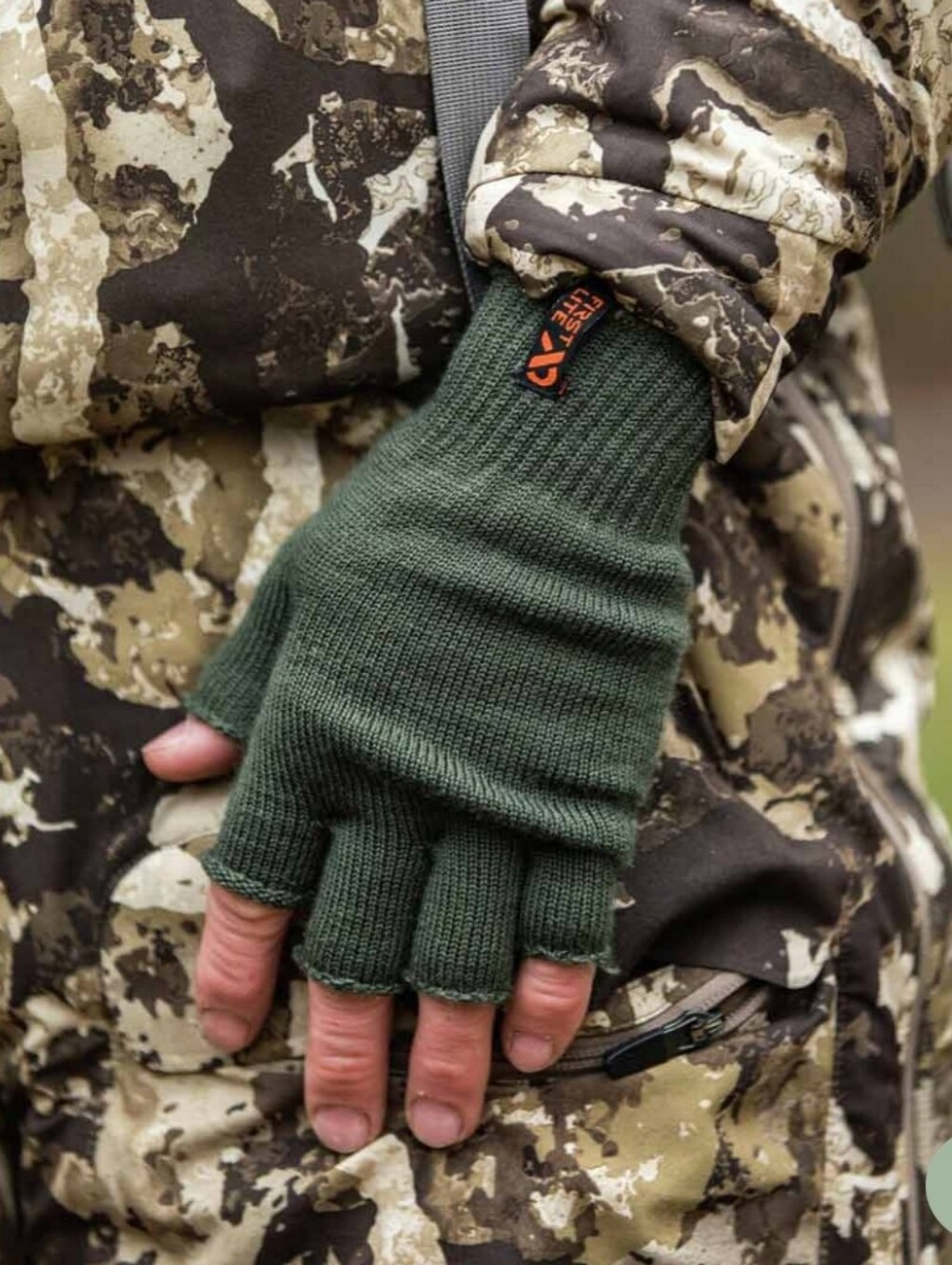 New Mens First Lite Talus Green Hunting Outdoor Fingerless Gloves Merino Sz XL